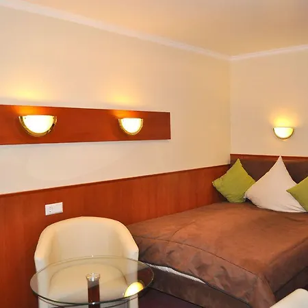 Ξενοδοχείο Schlosshotel 3*