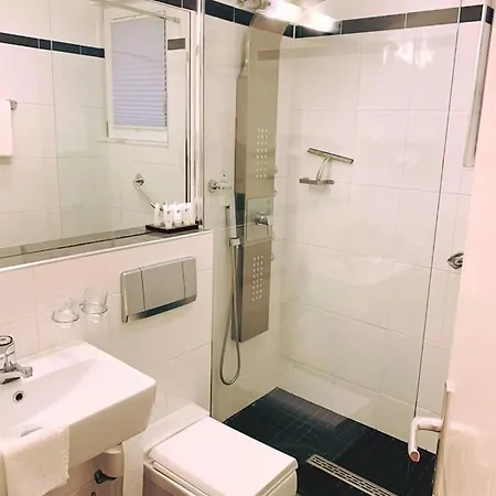 Schlosshotel מלון