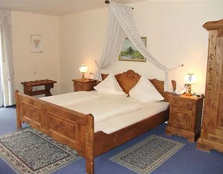 Schlosshotel 호텔 3*