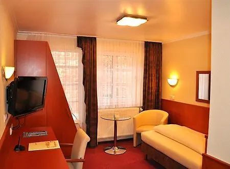 Schlosshotel 3*