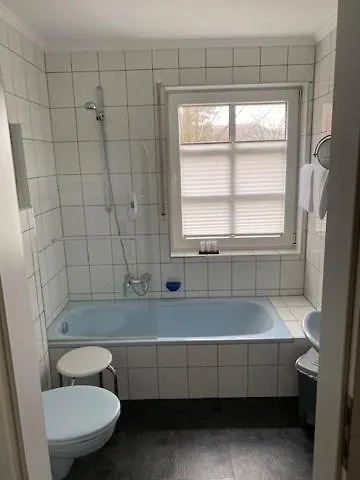 Schlosshotel Hotel 3*