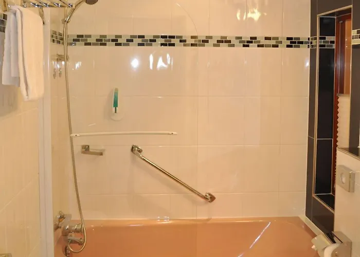 Hotel Schlosshotel 3*